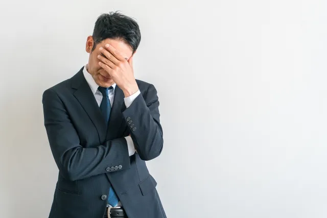 異動ストレスを予防するための心の準備とスキルアップを表現したイラスト