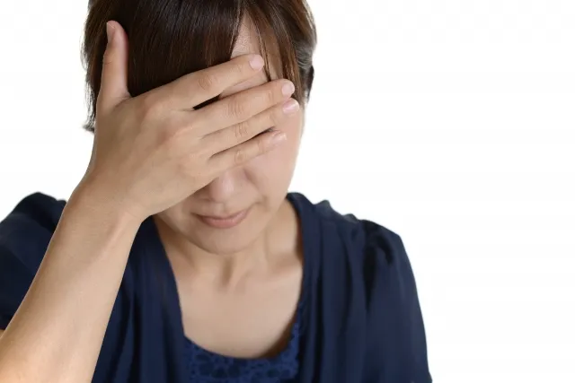 うつ病と通常の涙もろさの違いを比較