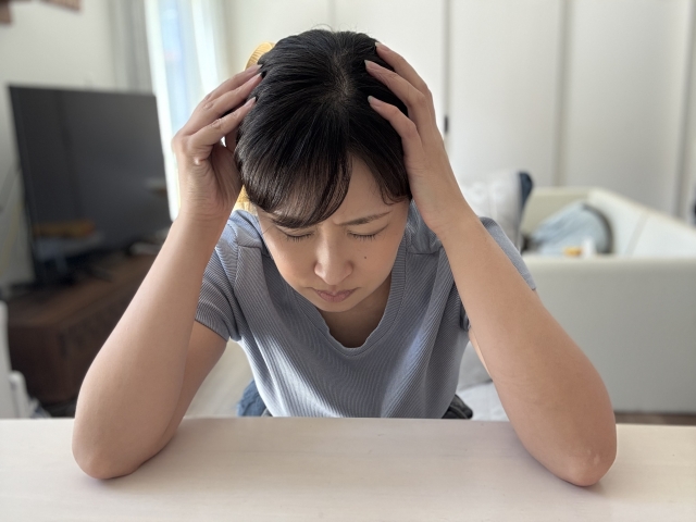 つ病の原因となる生物学的・心理的・社会的要因