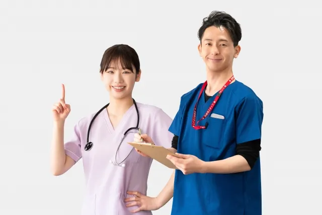 更年期障害の症状がある人に医師への相談を促すイメージ